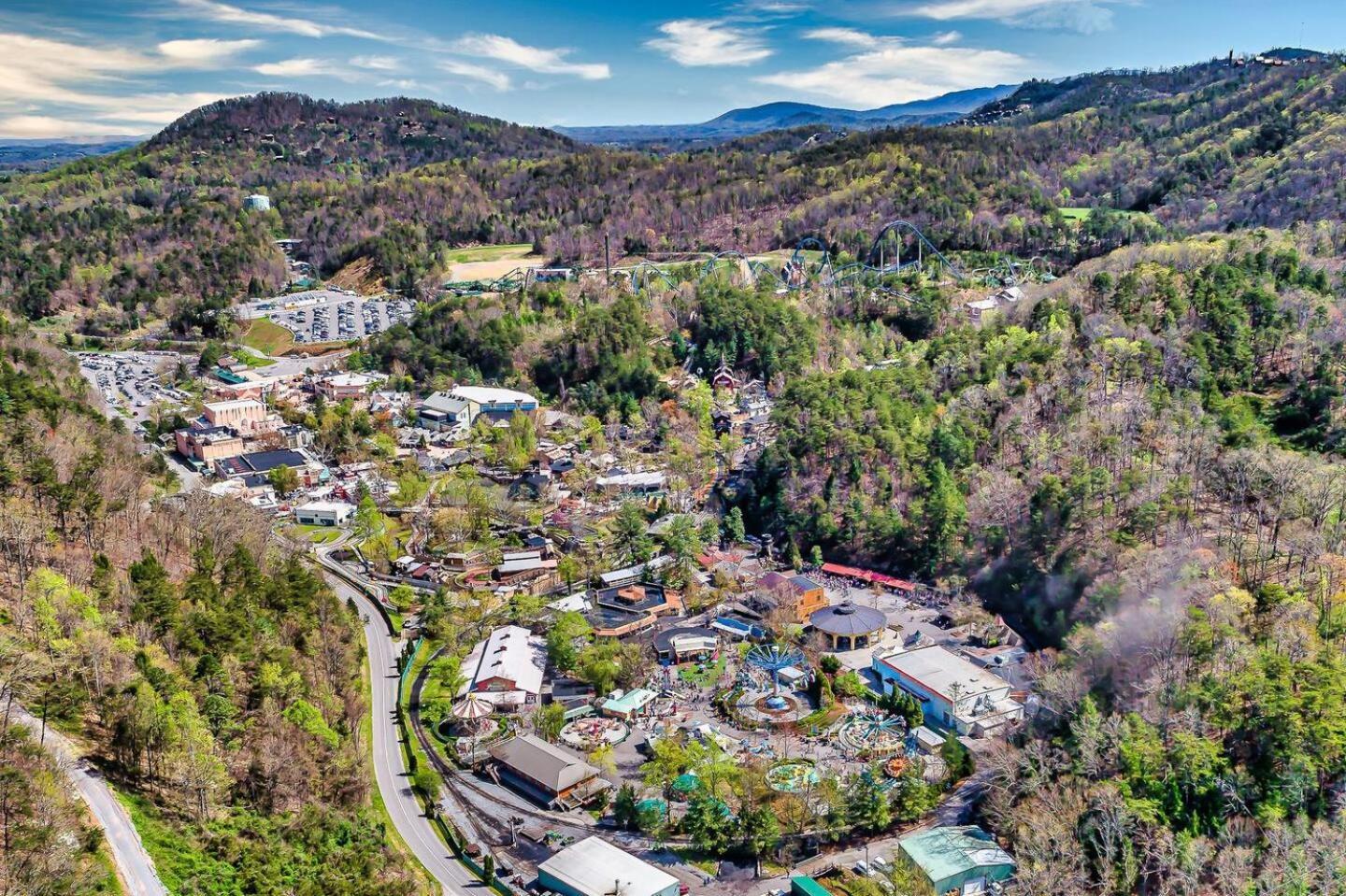 Romantic Mtn Cabin Hot Tub & Jacuzzi Views Сивиървил Екстериор снимка